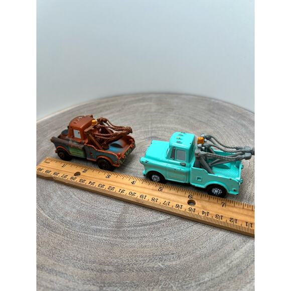 Disney Pixar Cars Radiator Springs Die Cast Vehicle Lot of 3 - Picture 9 of 11